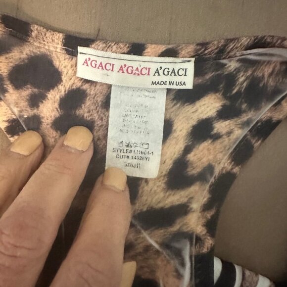 A’gaci A’gaci‎ A’gaci small racer back tank EUC animal print - Picture 3 of 3
